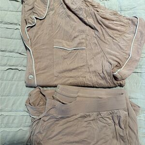 Women's cozy earth pajamas